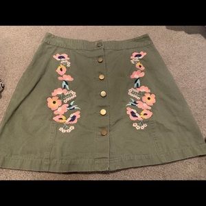 Women’s Button up Skirt